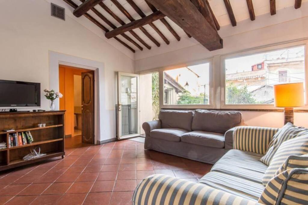 Апартаменти Campo De Fiori Luxury House Рим Екстер'єр фото